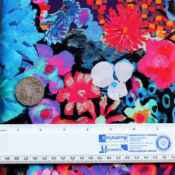 L/ ARTISTS BLOOM B  (Large Design)