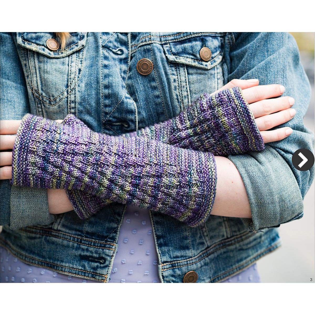 BOOK 14 MECHITA & SOCK