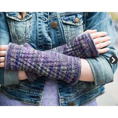 BOOK 14 MECHITA & SOCK