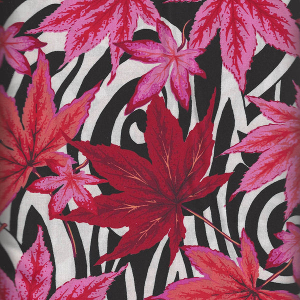 KF/ MAPLE STREAM BLACK- Kaffe Fassett
